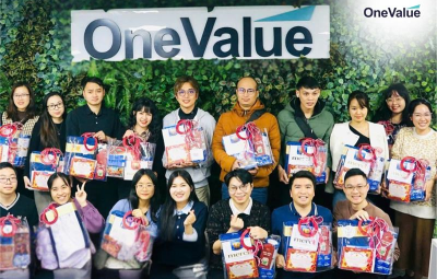 ONE VALUE - Trao gửi yêu thương qua từng giỏ quà Tết