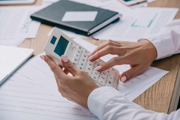 Sử dụng dữ liệu proforma cho báo cáo và đo lường hiệu suất